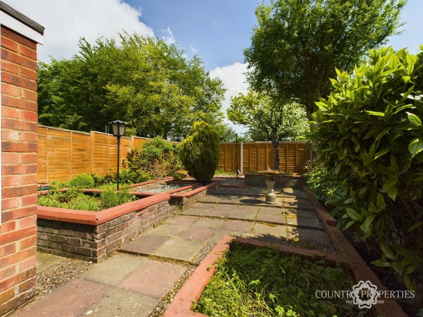 3 bedroom House for Sale Howlands, Welwyn Garden City, Hertfordshire