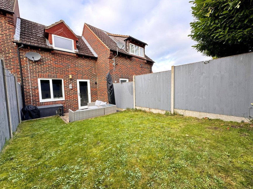 1 bedroom House for Sale Page Close, Baldock, Hertfordshire