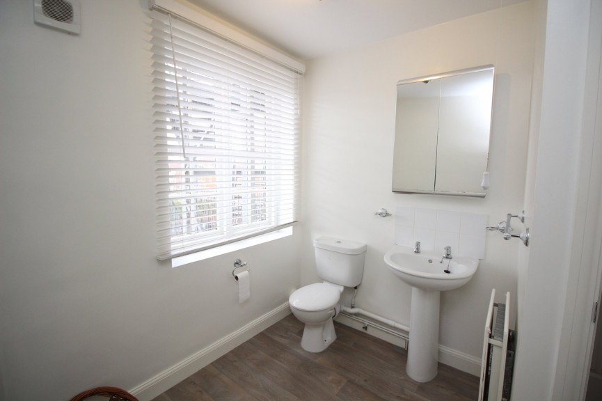 1 bedroom Flat for Letting Hermitage Road, Hitchin, Hertfordshire