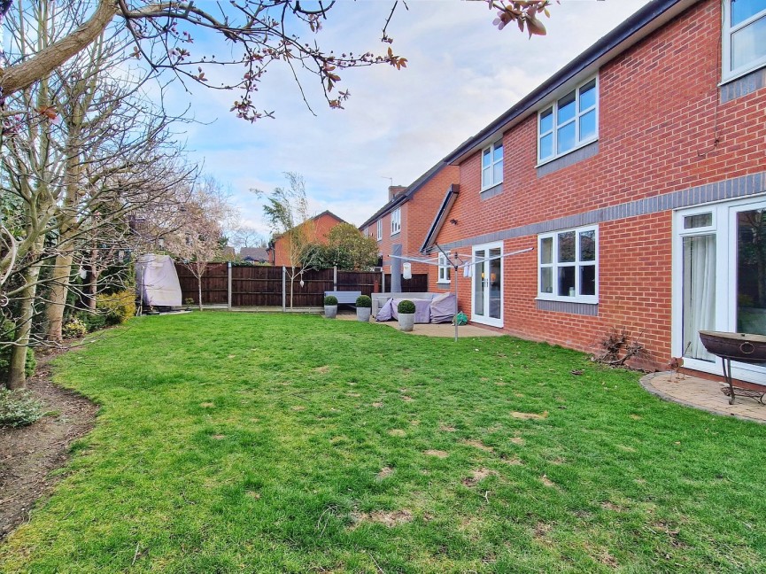 4 bedroom House for Sale Ampthill, Bedfordshire