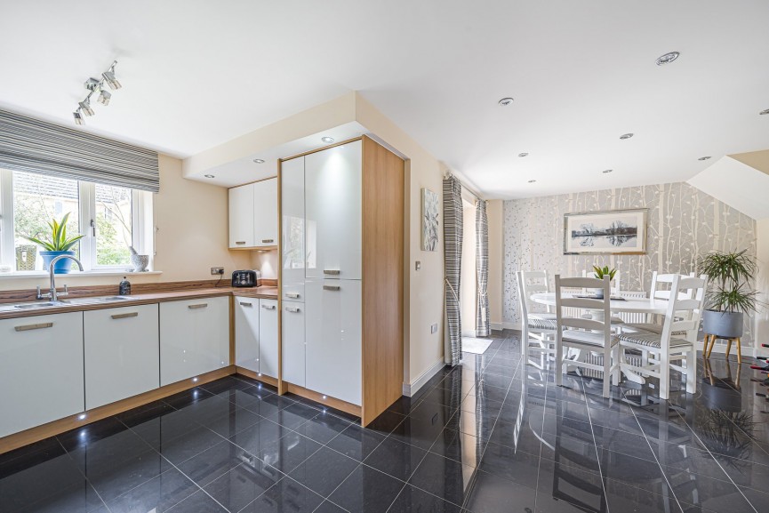 4 bedroom House for Sale Marys Way, Meldreth, Cambridgeshire