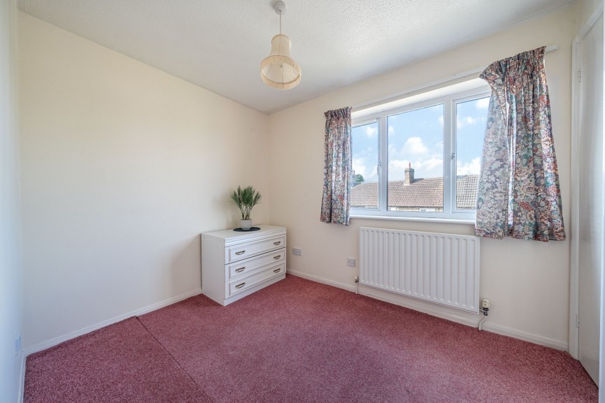 2 bedroom House for Sale Station Road, Langford