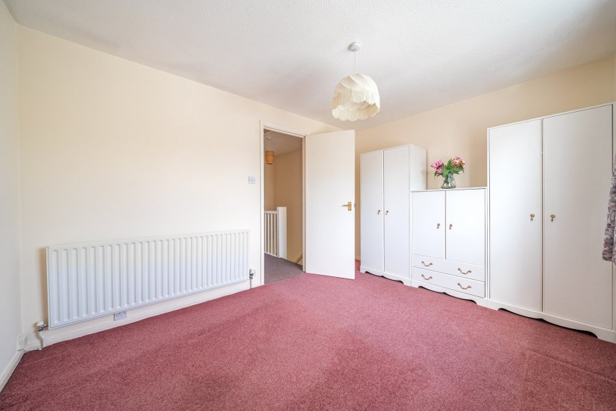 2 bedroom House for Sale Station Road, Langford