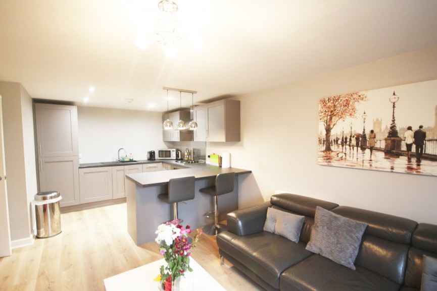 2 bedroom Flat for Letting River View, Shefford, Bedfordshire