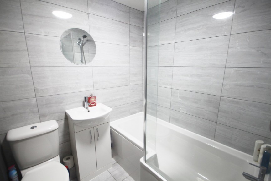 2 bedroom Flat for Letting River View, Shefford, Bedfordshire