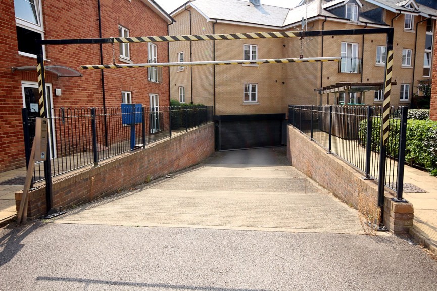 2 bedroom Flat for Letting River View, Shefford, Bedfordshire