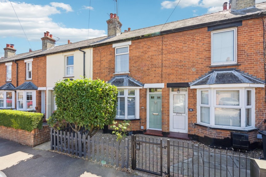2 bedroom House for Sale Balmoral Road, Hitchin, Hertfordshire