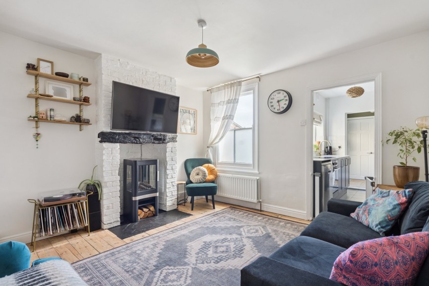 2 bedroom House for Sale Balmoral Road, Hitchin, Hertfordshire