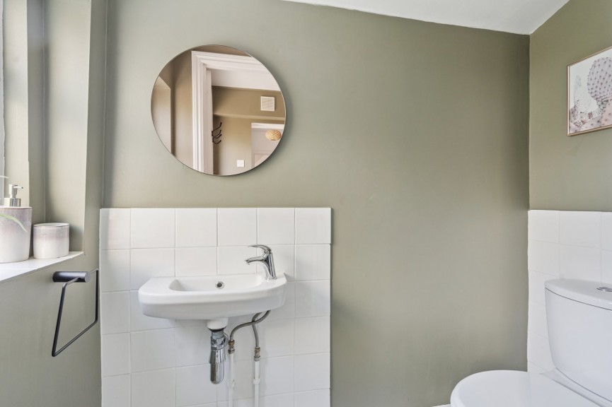 2 bedroom House for Sale Balmoral Road, Hitchin, Hertfordshire