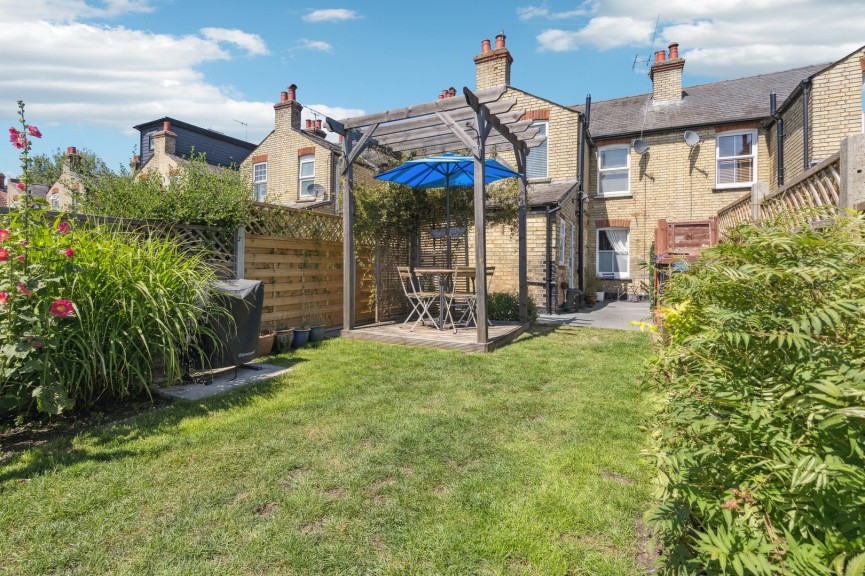 2 bedroom House for Sale Balmoral Road, Hitchin, Hertfordshire