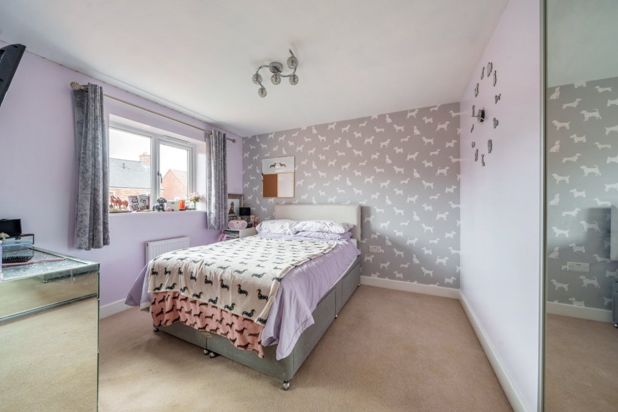 4 bedroom House for Sale Viking Meadow, Shefford, Bedfordshire