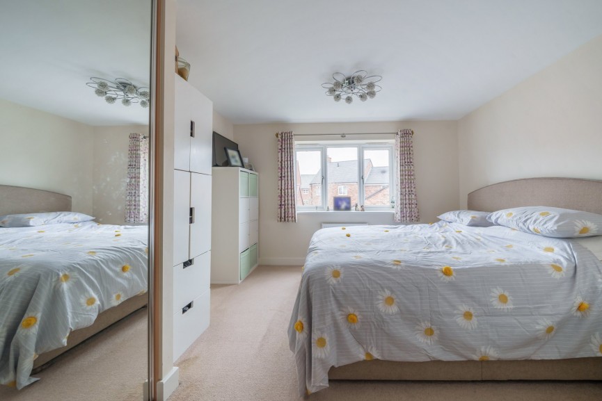 4 bedroom House for Sale Viking Meadow, Shefford, Bedfordshire