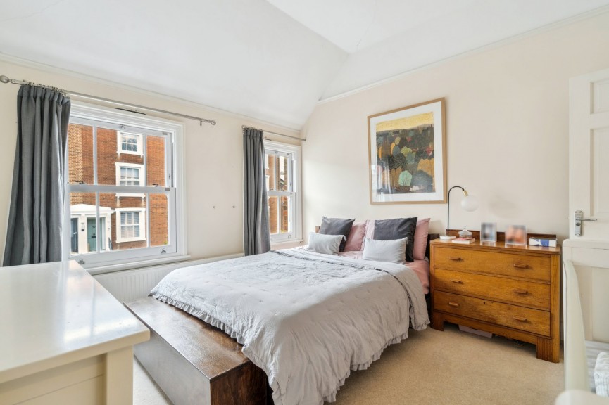 3 bedroom House for Sale Benslow Lane, Hitchin, Hertfordshire