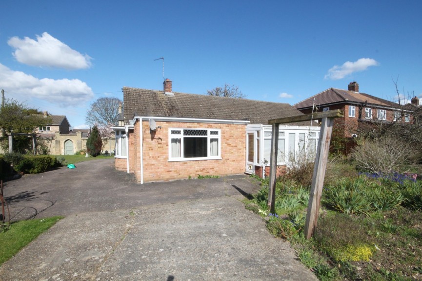 3 bedroom Bungalow for Letting Stockbridge Road, Clifton, Bedfordshire