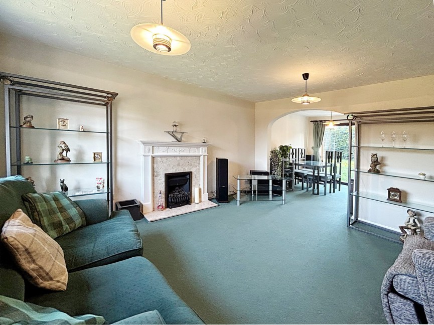 3 bedroom House for Sale Tippett Drive, Shefford, Bedfordshire