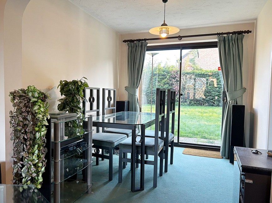 3 bedroom House for Sale Tippett Drive, Shefford, Bedfordshire