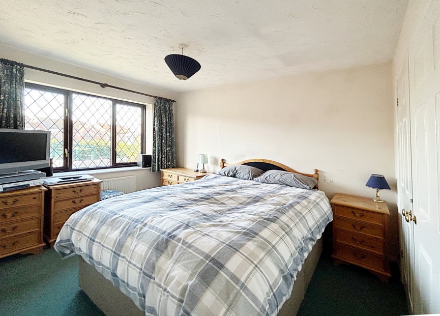 3 bedroom House for Sale Tippett Drive, Shefford, Bedfordshire
