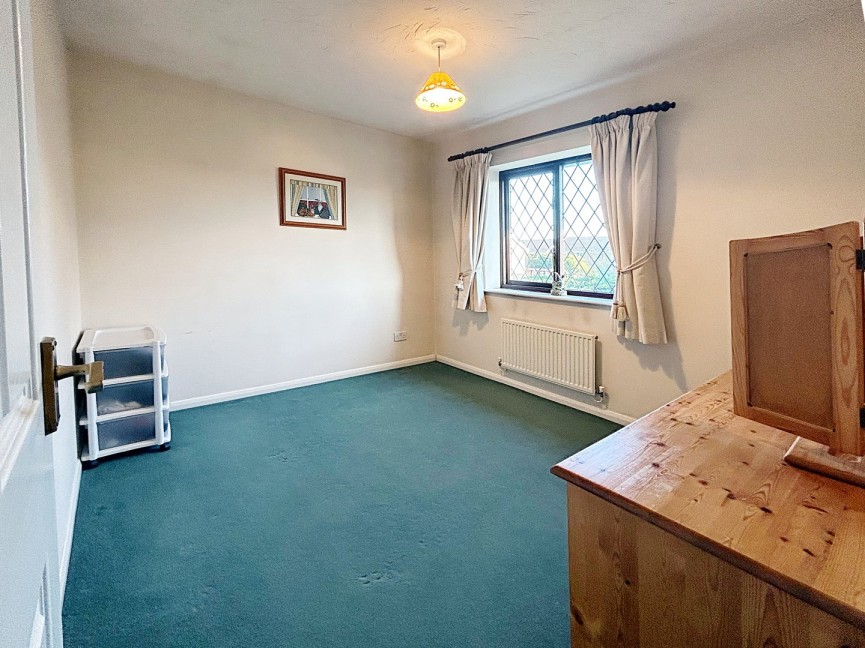3 bedroom House for Sale Tippett Drive, Shefford, Bedfordshire