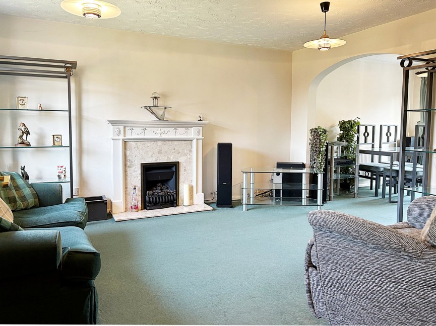 3 bedroom House for Sale Tippett Drive, Shefford, Bedfordshire