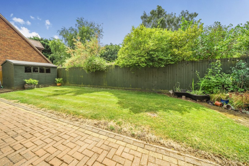 Ampthill Road, Flitwick, Bedfordshire
