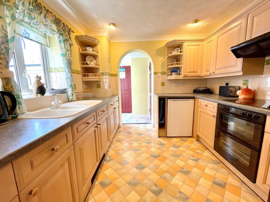 3 bedroom House for Sale Turpins Way, Baldock, Hertfordshire