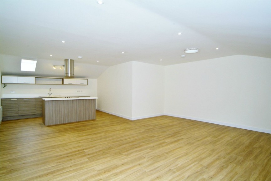 2 bedroom Flat for Letting London Road, Knebworth, Hertfordshire