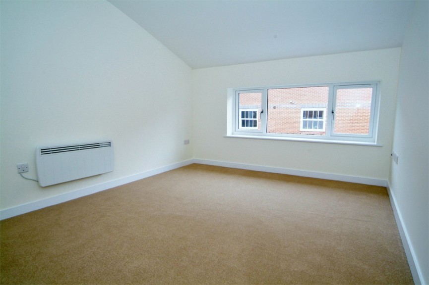 2 bedroom Flat for Letting London Road, Knebworth, Hertfordshire