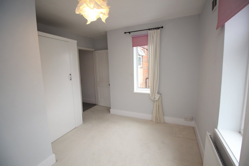 2 bedroom House for Letting Heathfield Road, Hitchin, Hertfordshire