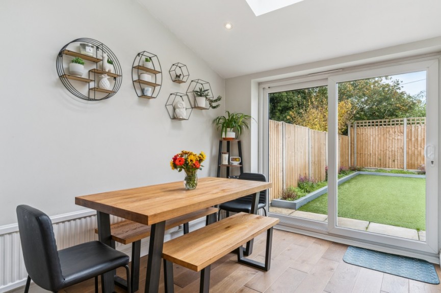 3 bedroom House for Sale Westbury Close, Hitchin, Hertfordshire