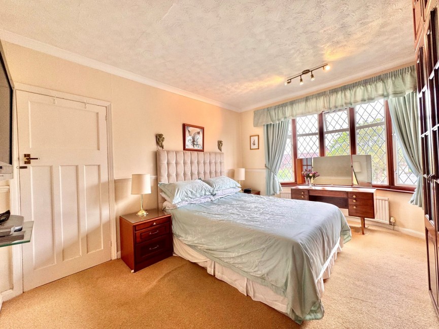 3 bedroom House for Sale London Road, Baldock, Hertfordshire