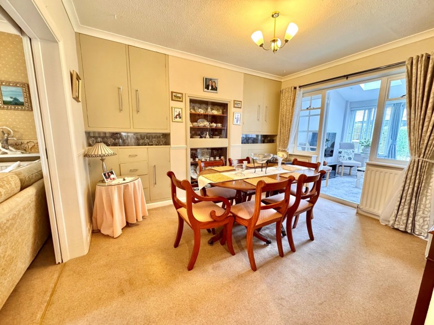 3 bedroom House for Sale London Road, Baldock, Hertfordshire