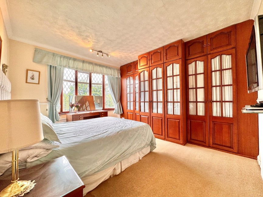 3 bedroom House for Sale London Road, Baldock, Hertfordshire