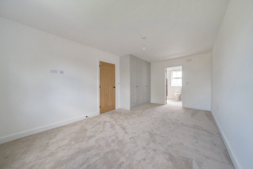 5 bedroom House for Sale The Granary, Arlesey, Bedfordshire