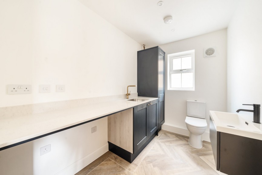 5 bedroom House for Sale The Granary, Arlesey, Bedfordshire