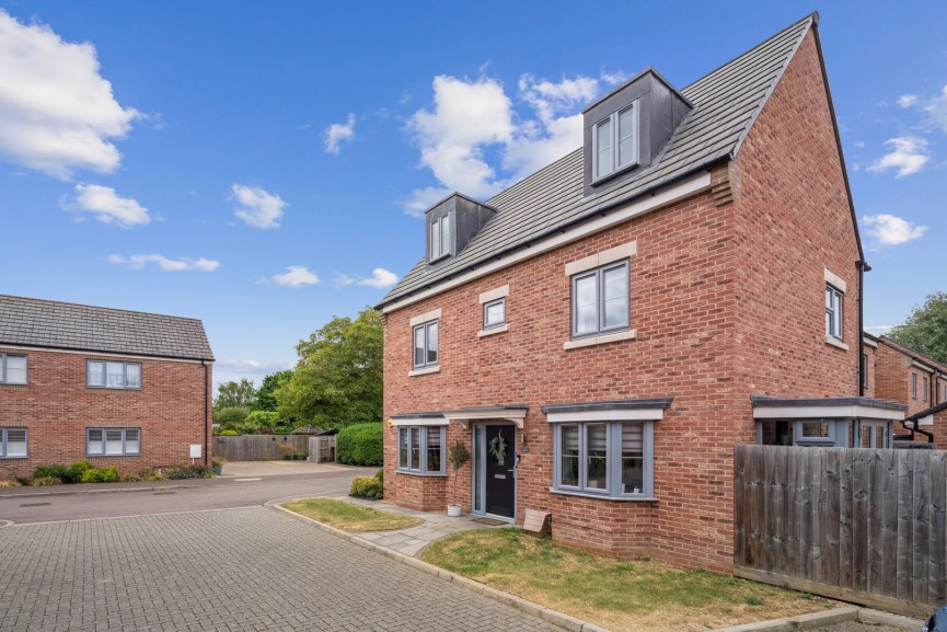 Scotgrange Meadow, Shefford, Bedfordshire