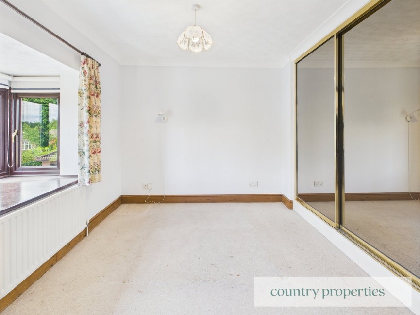 2 bedroom House for Sale Harvest Court, Welwyn, Hertfordshire