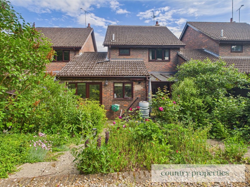 2 bedroom House for Sale Harvest Court, Welwyn, Hertfordshire