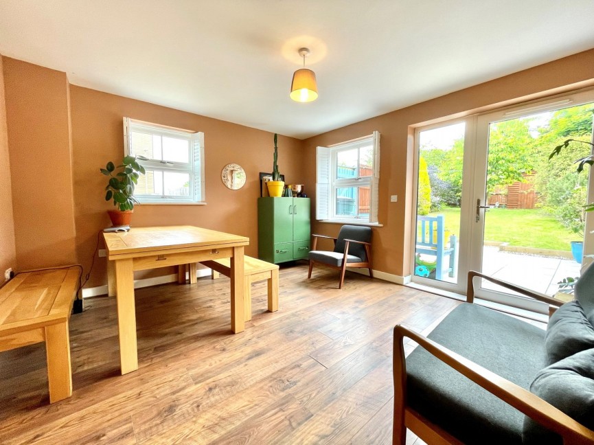 3 bedroom House for Sale Tynan Close, Royston, Hertfordshire