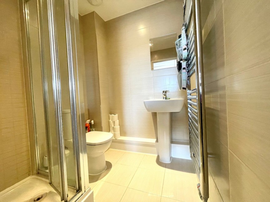 3 bedroom House for Sale Tynan Close, Royston, Hertfordshire