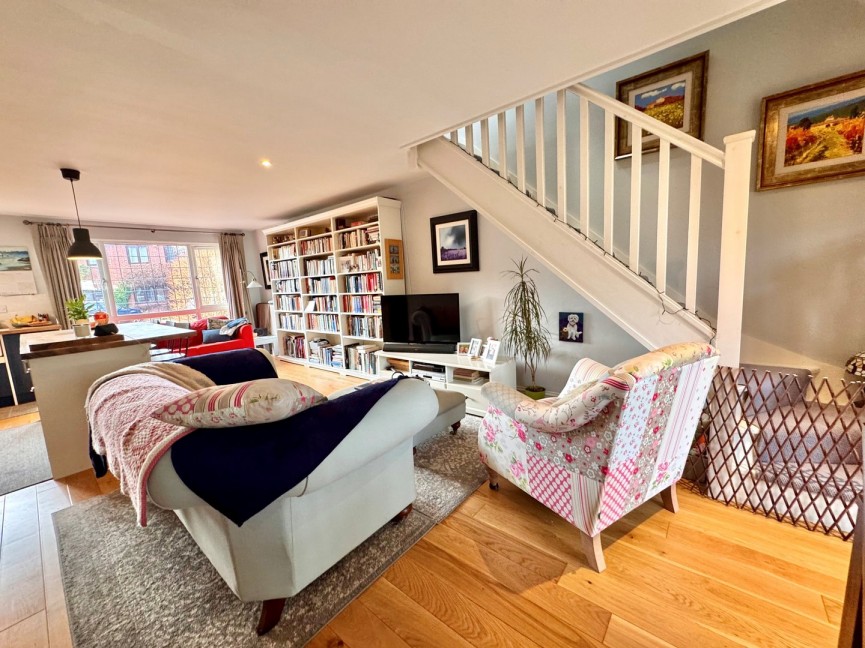 2 bedroom Bungalow for Sale Larkins Close, Baldock, Hertfordshire