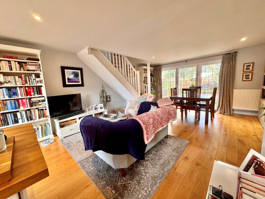 2 bedroom Bungalow for Sale Larkins Close, Baldock, Hertfordshire