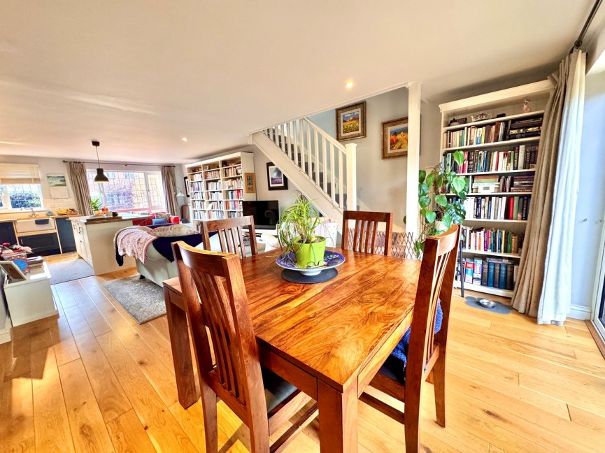 2 bedroom Bungalow for Sale Larkins Close, Baldock, Hertfordshire