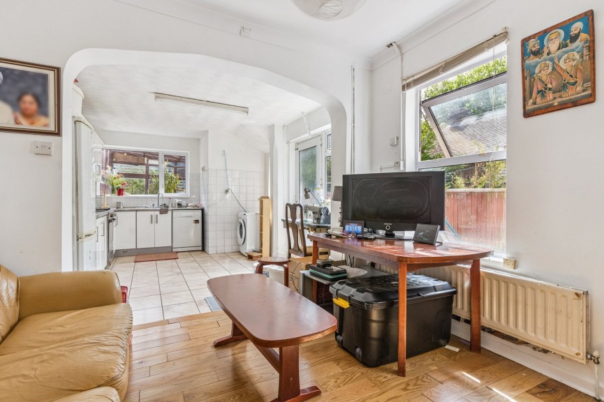 3 bedroom House for Sale Lancaster Road, Hitchin, Hertfordshire