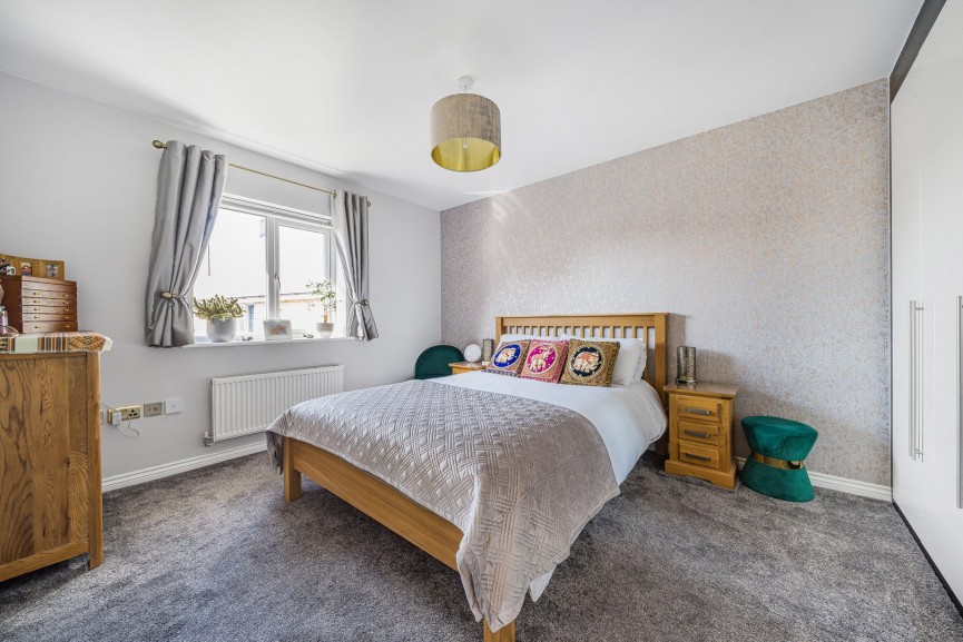 4 bedroom House for Sale Valerian Way, STOTFOLD, Bedfordshire