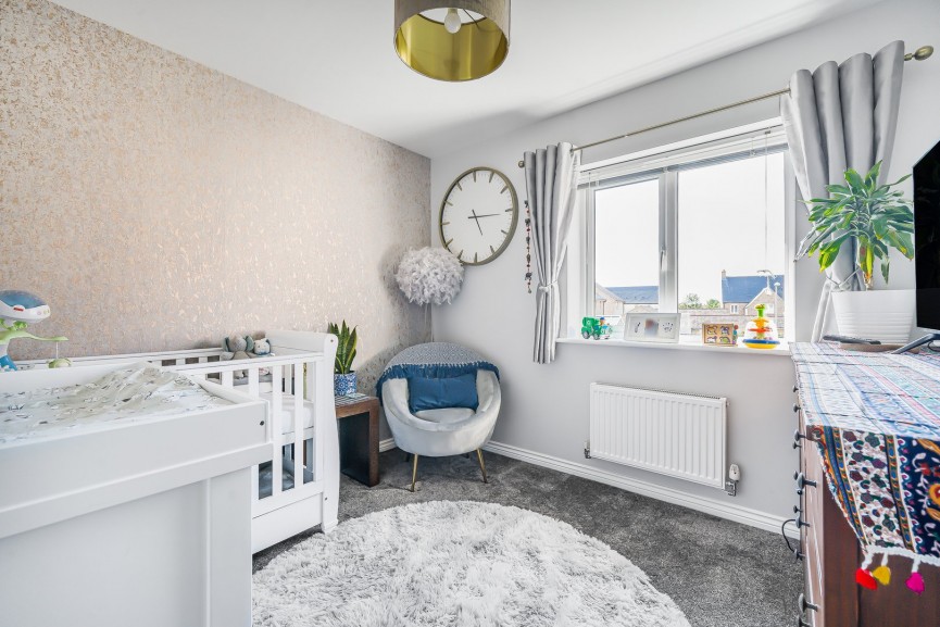 4 bedroom House for Sale Valerian Way, STOTFOLD, Bedfordshire