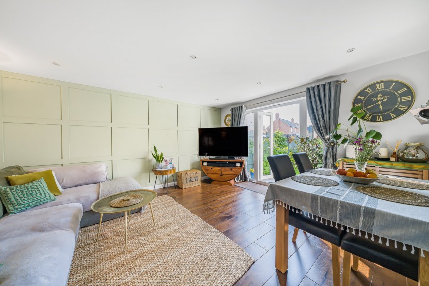 4 bedroom House for Sale Valerian Way, STOTFOLD, Bedfordshire