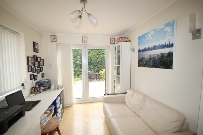 4 bedroom House for Letting Elgar Drive, Shefford, Bedfordshire