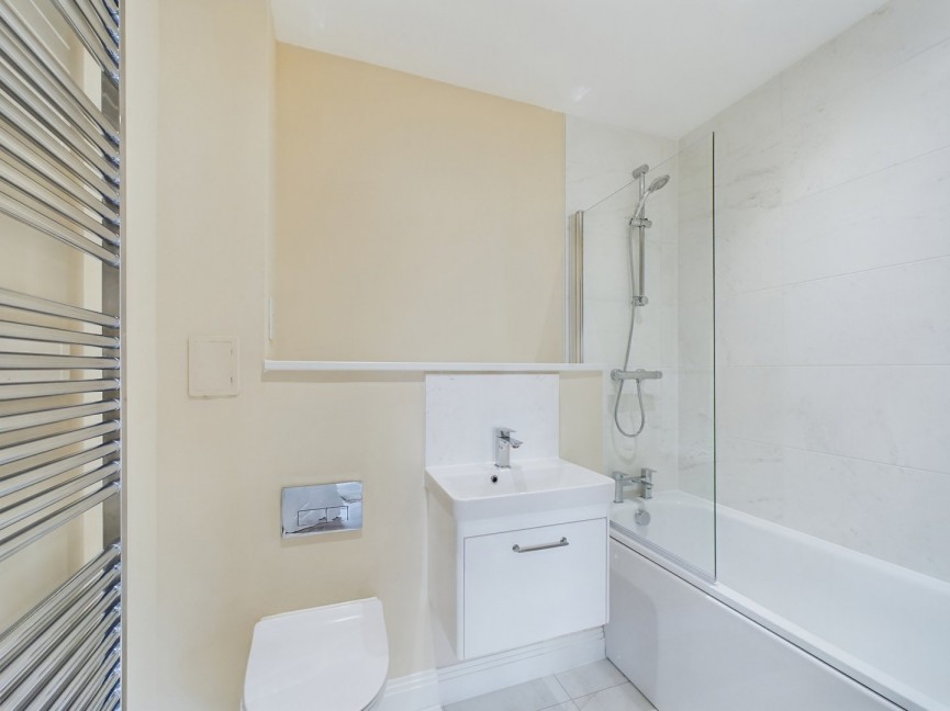 1 bedroom Flat for Letting The Mead, Hitchin, Hertfordshire