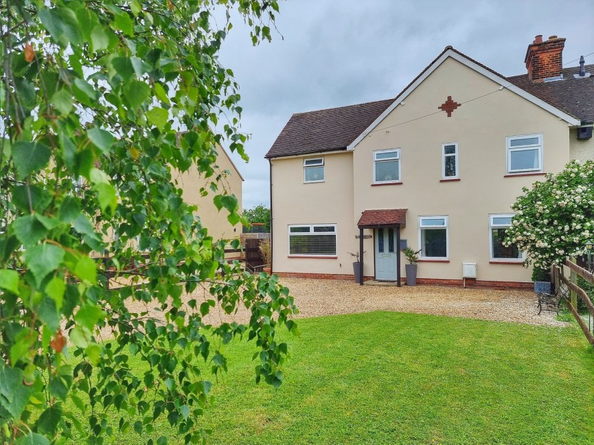 3 bedroom House for Sale Wilstead, Bedford