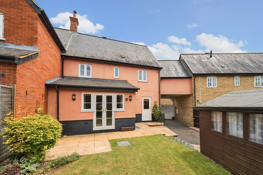 3 bedroom House for Sale Dove House Drive, Henlow, Bedfordshire